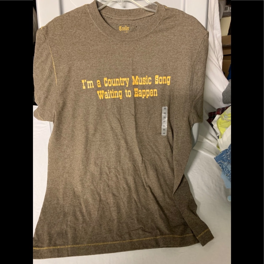 NWT “I’m a country music song waiting to happen” M